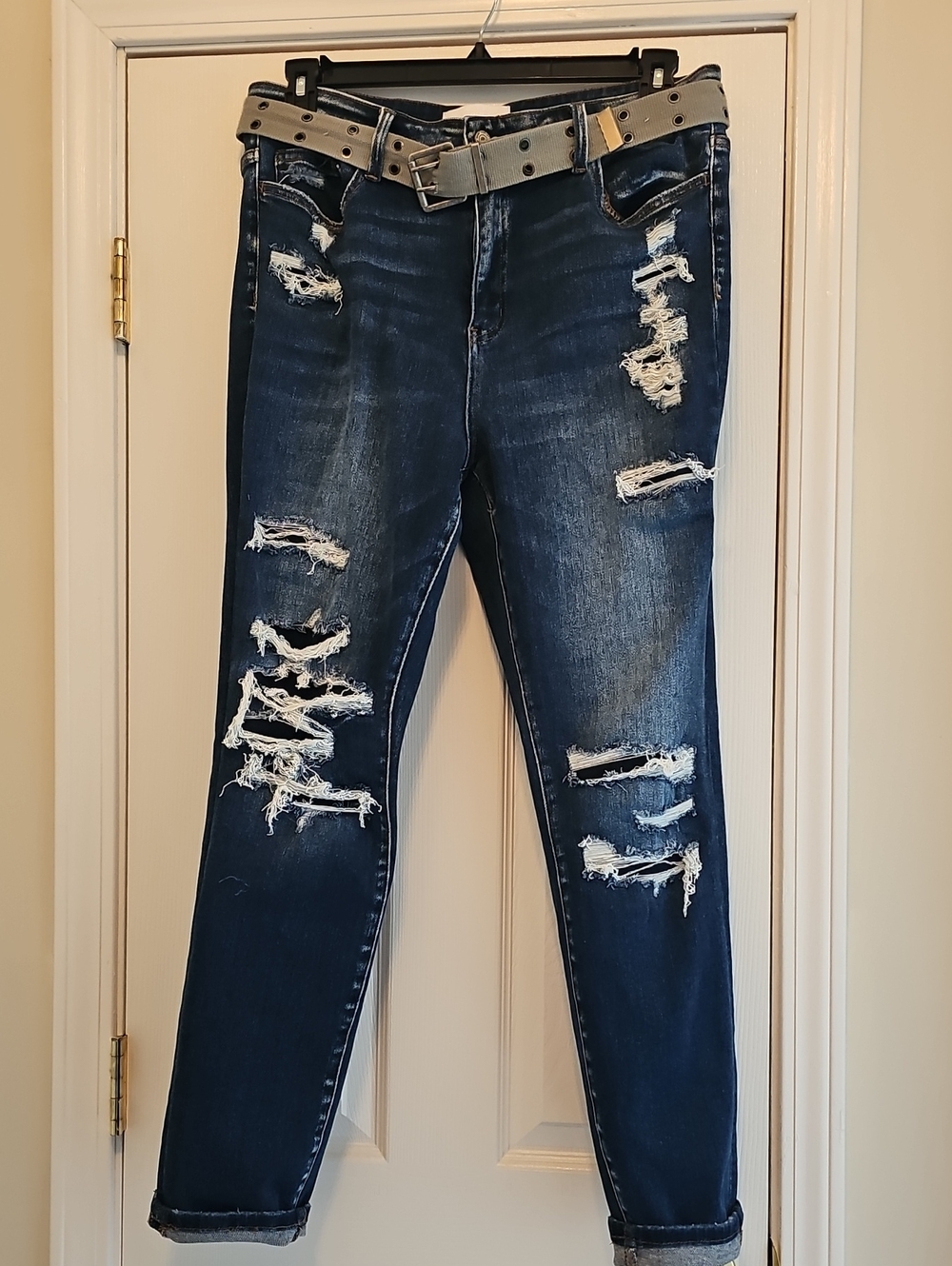 Vervet Dark Wash Faux Ripped Straight Slim Fit Jeans Size 32